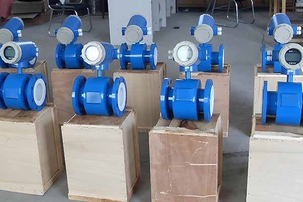 Insertion electromagnetic flowmeter